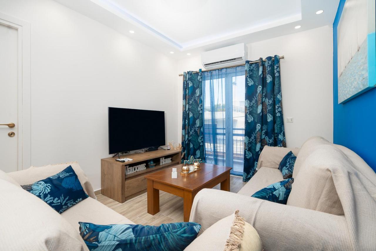 Artemis Bay Apartments Near Sea And Airport Exteriér fotografie